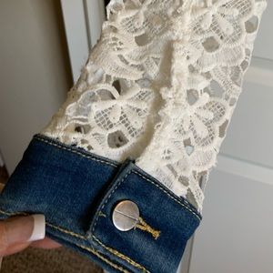 VENUS Jean Jacket ~ White Lace Sleeves with Jean Cuffs ~ Size 12